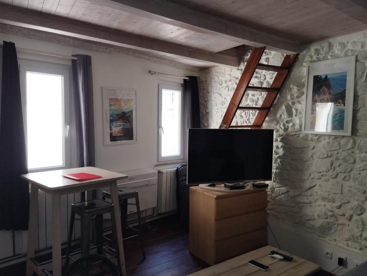 Studio - Hypercentre - Wifi Et Clim Тулон Экстерьер фото